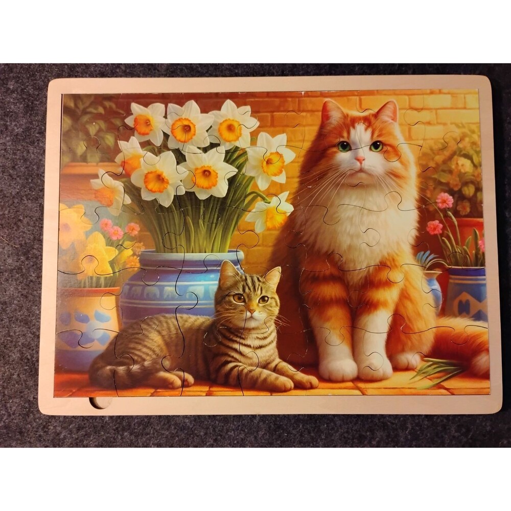 Cobble Hill Jigsaw Tray Puzzle Cats and Daffodils Flowers Tabby and Persian 35pc